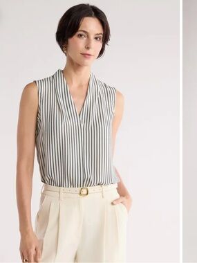 Nordstrom Sleeveless V-Neck Striped Shell Top in Blue & Ivory